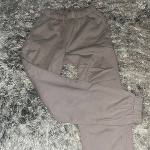 Brandy Melville sweatpants